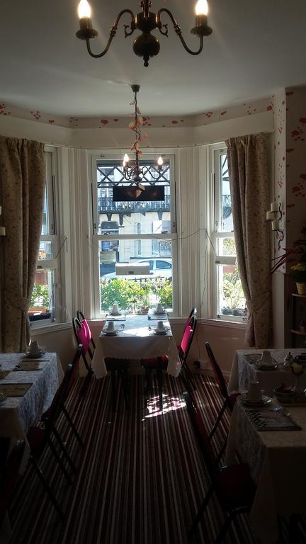 Amber Lodge Guest House Great Yarmouth Exteriör bild