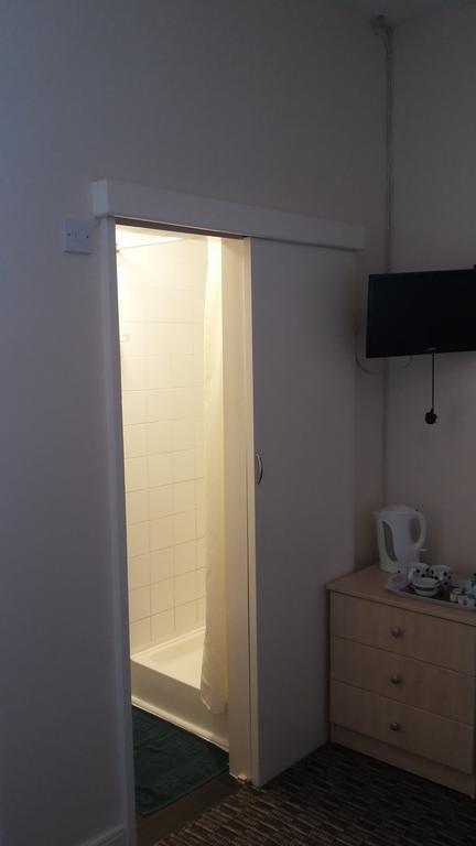 Amber Lodge Guest House Great Yarmouth Exteriör bild