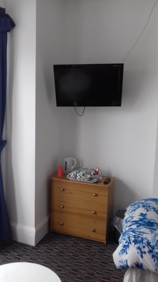 Amber Lodge Guest House Great Yarmouth Exteriör bild