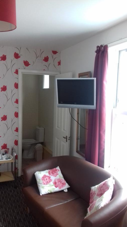 Amber Lodge Guest House Great Yarmouth Exteriör bild