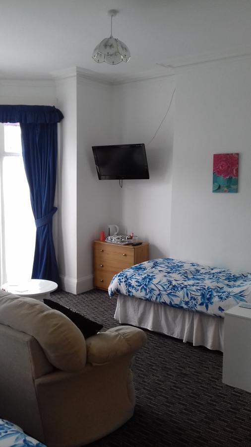 Amber Lodge Guest House Great Yarmouth Exteriör bild