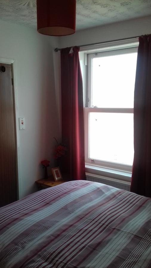 Amber Lodge Guest House Great Yarmouth Exteriör bild
