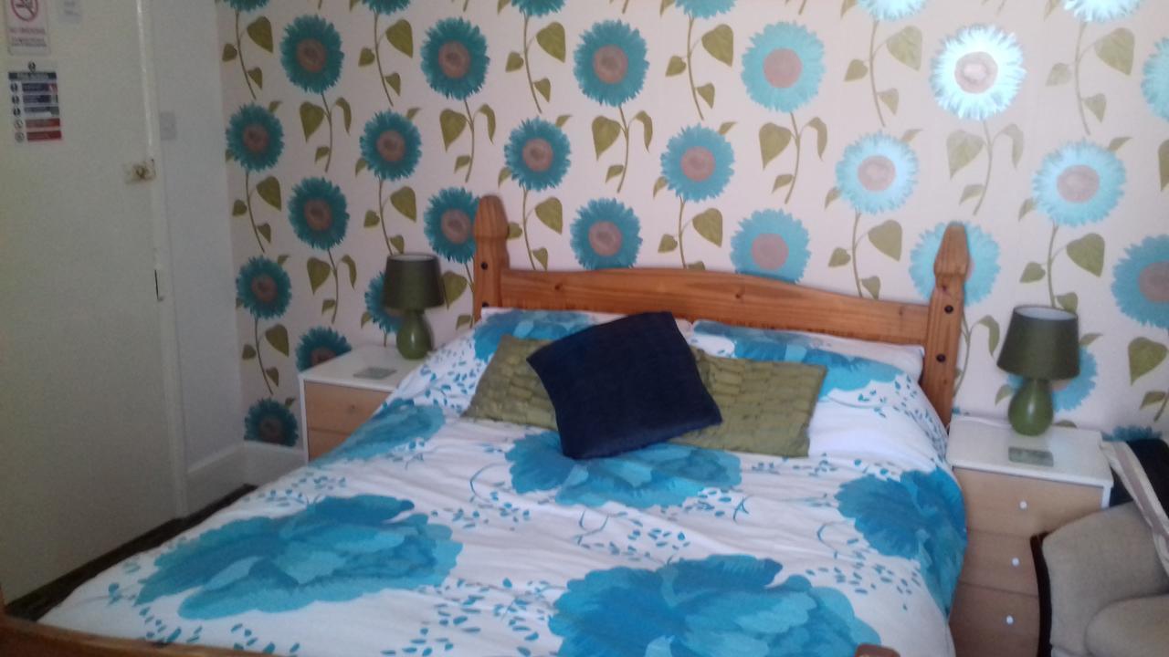 Amber Lodge Guest House Great Yarmouth Exteriör bild